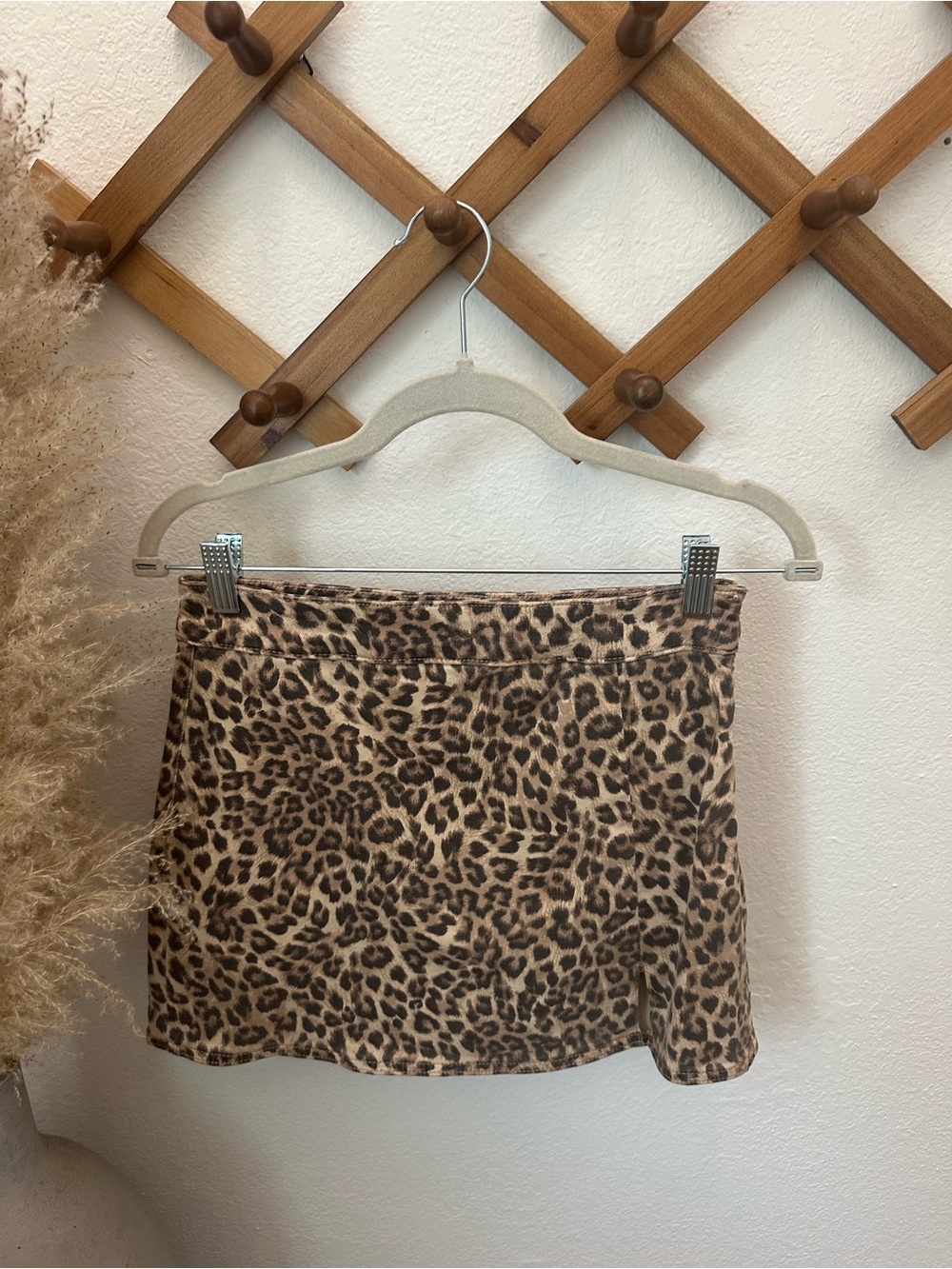 American Eagle Leopard Print Mini Skort